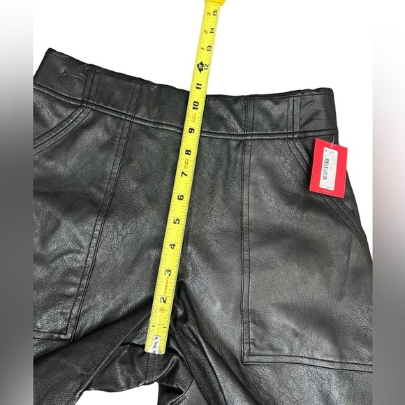 Spanx Women's Black Leather Like Jogger Rise High - Picture 14 of 17